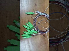 สายไฟเบอร์ออปติก PLC Splitter 1x8 ด้วย SC Connector สีโหมดเดียวสําหรับเครือข่าย PON XGPON