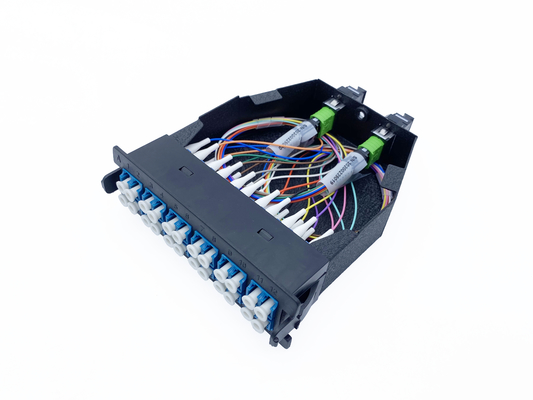 ซื้อ 8 ไฟเบอร์ MPO Cassette Module G657A2 LSZH Hydra Cable Assembly APC การผลิตออนไลน์